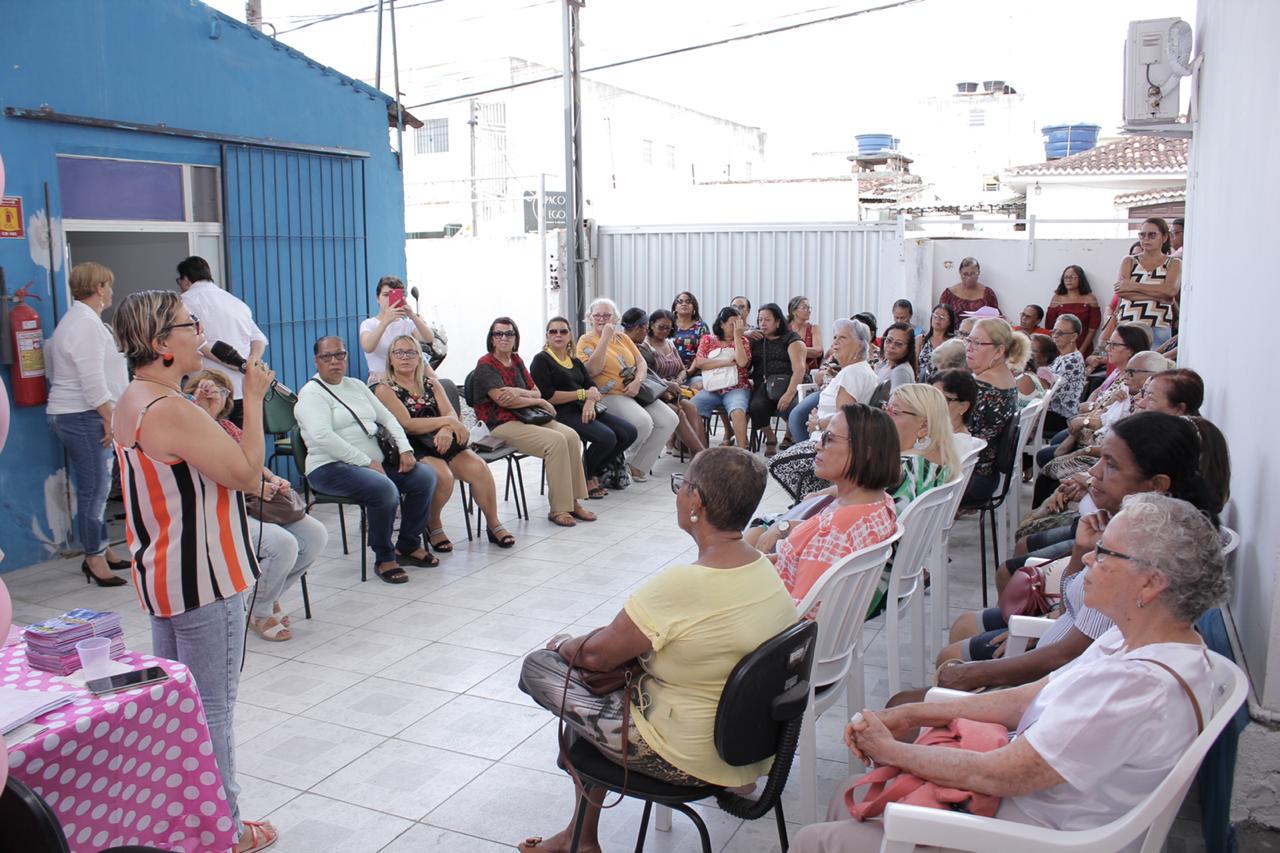 Caboprev faz homenagem a aposentadas e pensionistas em comemoração ao dia da mulher