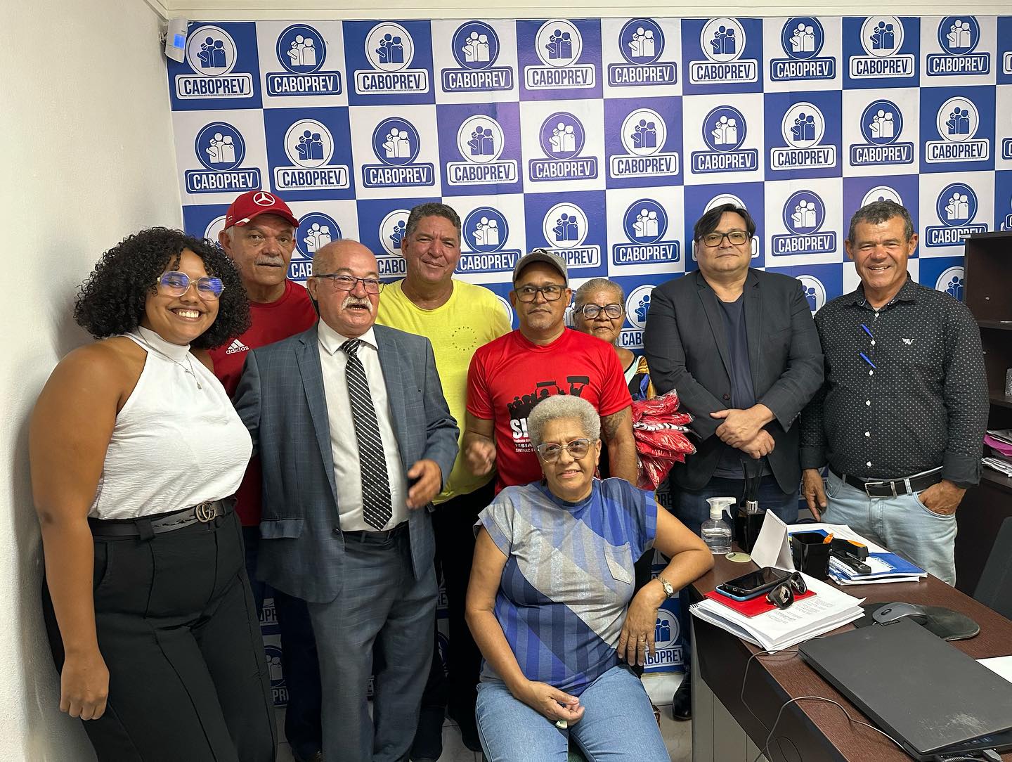 Caboprev realiza reunião com diretores do Sintrac